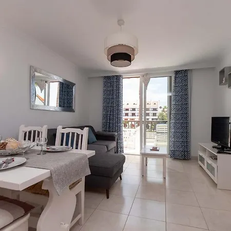 Parque Santiago Ii 2 Bed * Playa de las Americas (Tenerife)