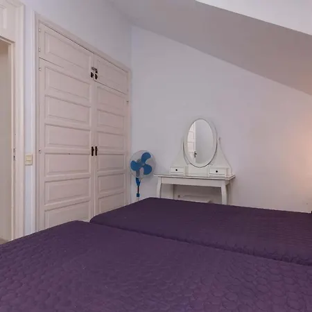 Parque Santiago Ii 2 Bed Lägenhet