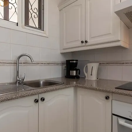 Parque Santiago Ii 2 Bed * Playa de las Americas (Tenerife)